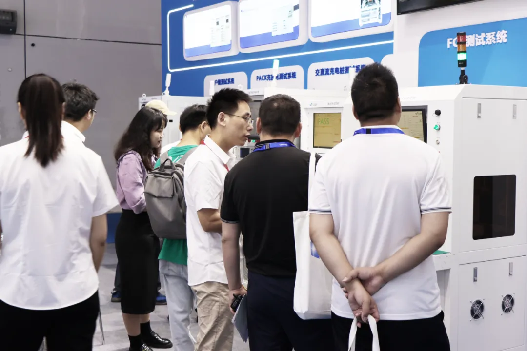 展会闭幕：YABO鸭脖智能 SNEC 2024 美满收官，共创将来新篇章！